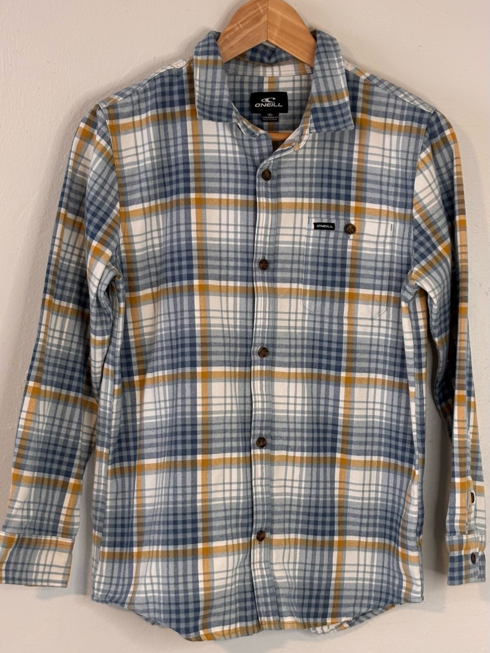 🌸 O'Neill Winslow Plaid Flannel Blue and Mustard Button-Up Shirt Boys Size XL